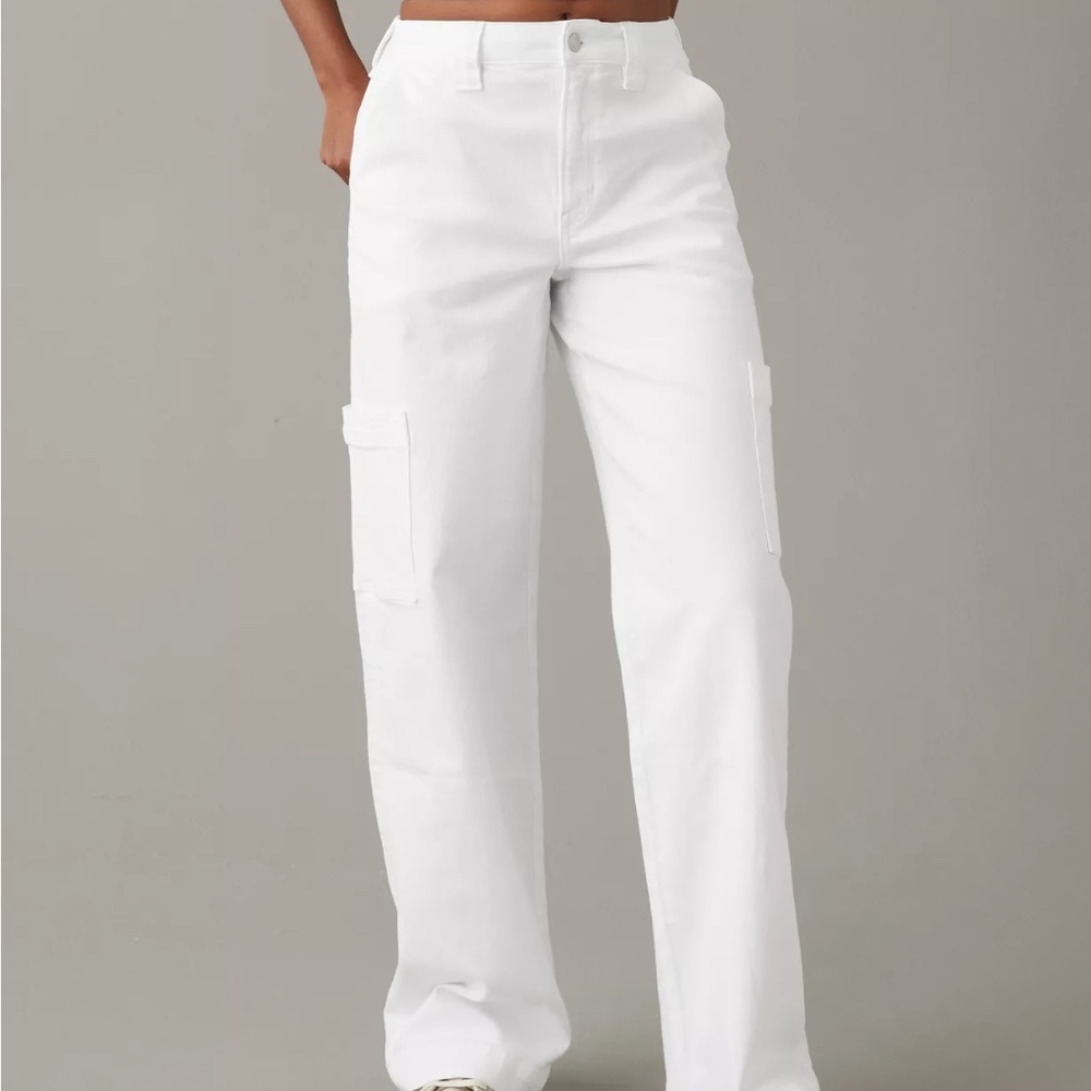 American Eagle Women's White Stretch Super High Rise Baggy Wide-Leg Jean…